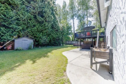 Garden / Landscaping Photo of 20904 Rosewood Place, Maple Ridge, BC