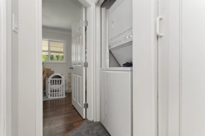 Hallway Photo of 50765 Mountview Road, Chilliwack, BC