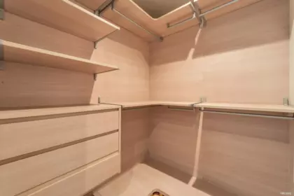 Mudroom Photo of 214 1355 Bellevue Avenue, West Vancouver, BC