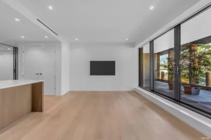 Primary Bedroom Photo of 214 1355 Bellevue Avenue, West Vancouver, BC