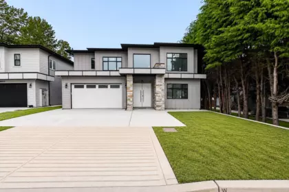 8511 Benedict Boulevard, Mission, BC, Mission — Single Family Residence for sale