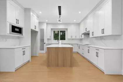 Primary Bedroom Photo of 8511 Benedict Boulevard, Mission, BC