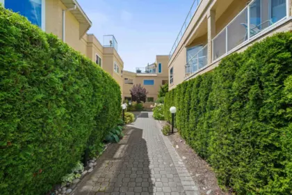 201 1255 Best Street, White Rock, BC, White Rock — Apartment/Condo for sale
