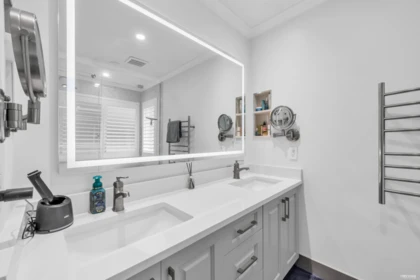 Hallway Photo of 1318 Mclellan Drive, Coquitlam, BC