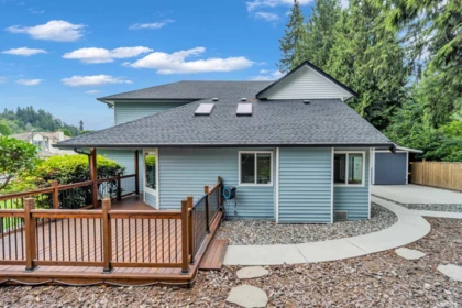 Swimming Pool Photo of 1318 Mclellan Drive, Coquitlam, BC