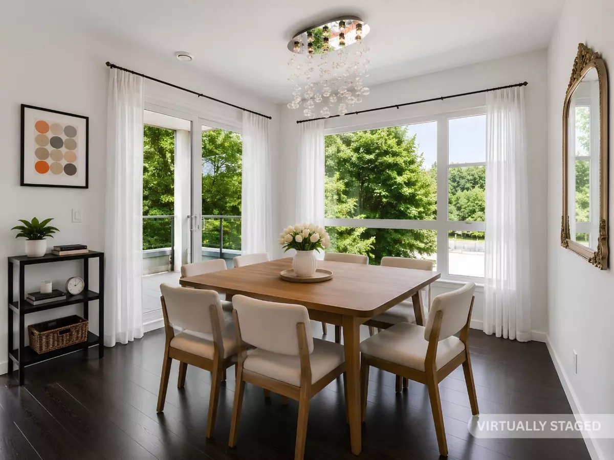 Dining Area Photo of 204 1621 Hamilton Avenue, North Vancouver, BC
