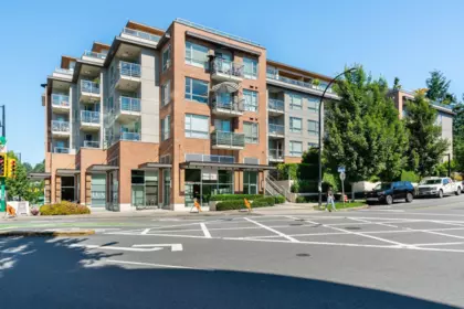Swimming Pool Photo of 204 1621 Hamilton Avenue, North Vancouver, BC