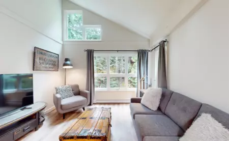4 2235 Sapporo Drive, Whistler, BC, Whistler — Townhouse for sale