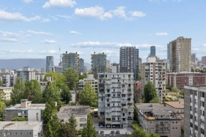 Laundry Room Photo of 1703 1330 Harwood Street, Vancouver, BC