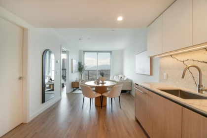 Entry Foyer Photo of 3707 2135 Springer Avenue, Burnaby, BC