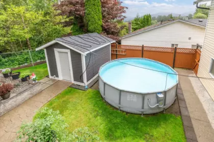 Garden / Landscaping Photo of 33039 Malahat Place, Abbotsford, BC