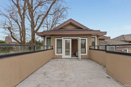 Entry Foyer Photo of 5011 Colbeck Road, Richmond, BC
