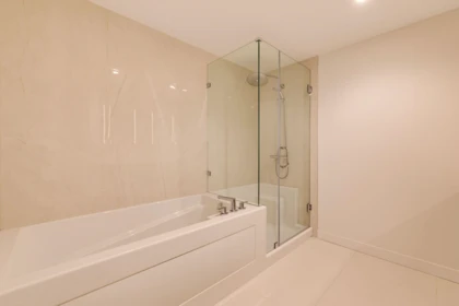 Primary Bathroom Photo of 1439 Hunter Street, North Vancouver, BC