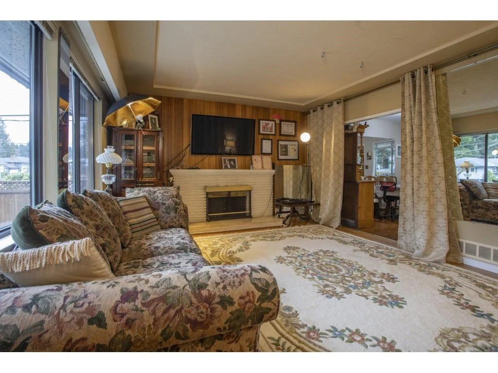 Family Room Photo of 838 Dundonald Drive, Port Moody, BC