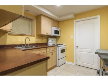 Mudroom Photo of 838 Dundonald Drive, Port Moody, BC