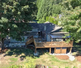 988 Cemetery Road, Gibsons, BC, Gibsons — Single Family Residence for sale