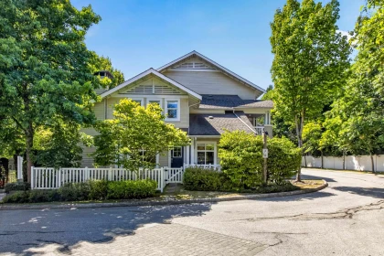 120 20033 70 Avenue, Langley, BC, Langley — Townhouse for sale