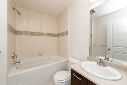 Bedroom 3 Photo of 216 13339 102a Avenue, Surrey, BC