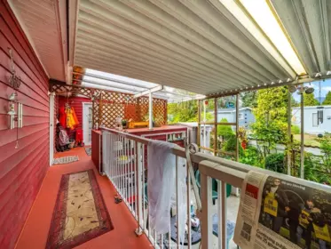Swimming Pool Photo of 515 Tyee Court, West Vancouver, BC