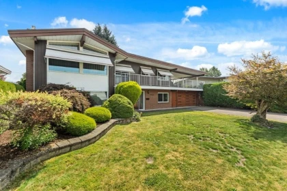 9758 Linwood Street, Chilliwack, BC, Chilliwack — Single Family Residence for sale