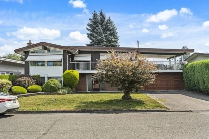 9758 Linwood Street, Chilliwack, BC, Chilliwack — Single Family Residence for sale
