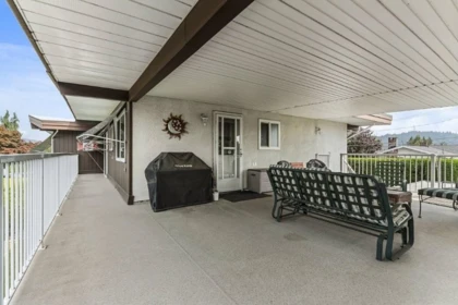 Outdoor Kitchen Photo of 9758 Linwood Street, Chilliwack, BC