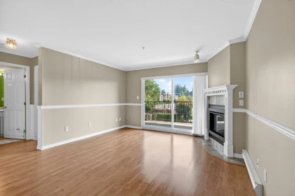 Breakfast Nook Photo of 212 32044 Old Yale Road, Abbotsford, BC