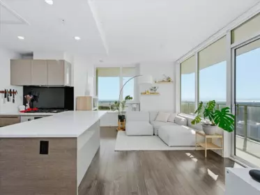 Kitchen Photo of 3005 6383 Mckay Avenue, Burnaby, BC