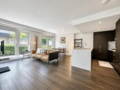 104 5383 Cambie Street, Vancouver, BC