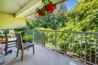 Office / Den Photo of 18136 Claytonwood Crescent, Surrey, BC