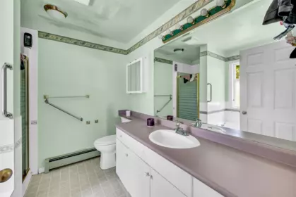 Primary Bathroom Photo of 18136 Claytonwood Crescent, Surrey, BC