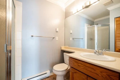 Loft / Bonus Room Photo of 201 14957 Thrift Avenue, White Rock, BC