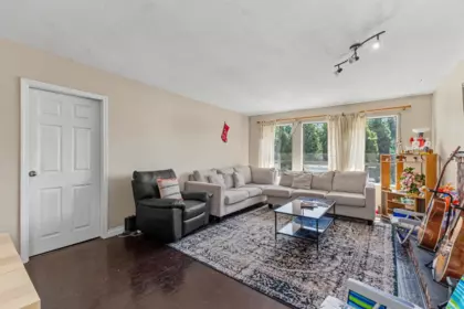 Primary Bedroom Photo of 976 Hosmer Court, Coquitlam, BC
