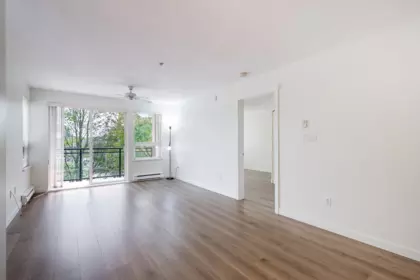 205 9500 Odlin Road, Richmond, BC, Richmond — Apartment/Condo for sale