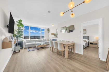 Kitchen Island Photo of 1805 280 Ross Drive, New Westminster, BC