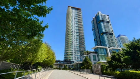 2207 6638 Dunblane Avenue, Burnaby, BC, Burnaby — Apartment/Condo for sale
