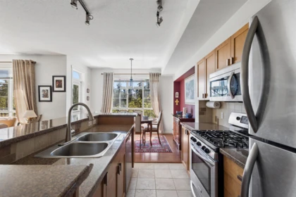 Breakfast Nook Photo of 126 2200 Panorama Drive, Port Moody, BC