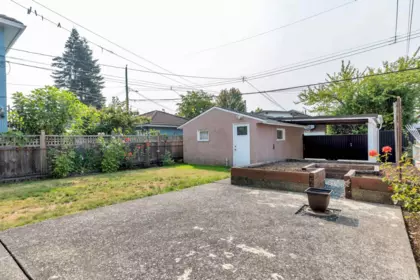 Loft / Bonus Room Photo of 2560 Adanac Street, Vancouver, BC