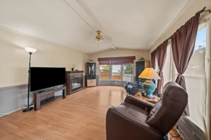 Kitchen Island Photo of 34 12868 229th Street, Maple Ridge, BC