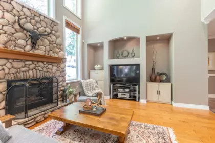 Breakfast Nook Photo of 1550 Rockcress Place, Coquitlam, BC