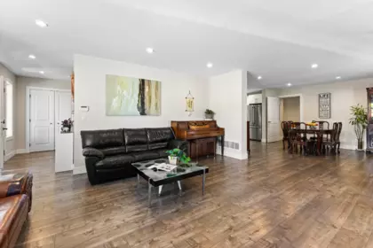 7535 Burgess Street, Burnaby, BC, Burnaby — Single Family Residence for sale