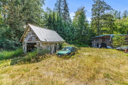 Living Room Photo of 11167 284 Street, Maple Ridge, BC