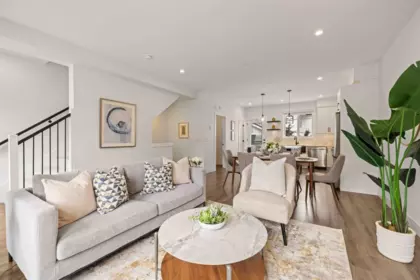 Breakfast Nook Photo of 16 16467 23a Avenue, Surrey, BC
