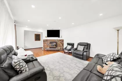 Living Room Photo of 23179 16 Avenue, Langley, BC