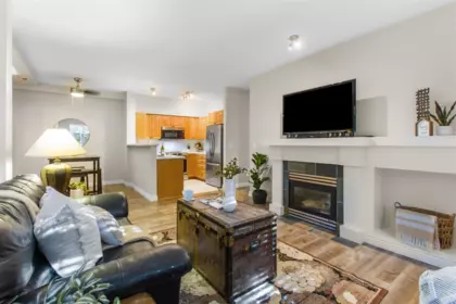 Kitchen Island Photo of 55 15 Forest Park Way, Port Moody, BC
