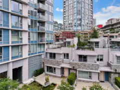 221 188 Keefer Place, Vancouver, BC