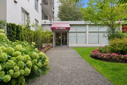Garden / Landscaping Photo of 1504 1251 Cardero Street, Vancouver, BC