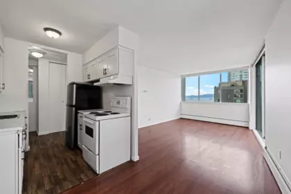 Pantry Photo of 1504 1251 Cardero Street, Vancouver, BC
