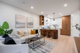 3 3638 Normandy Drive, Vancouver, BC