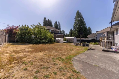 Laundry Room Photo of 539 Schoolhouse Street, Coquitlam, BC